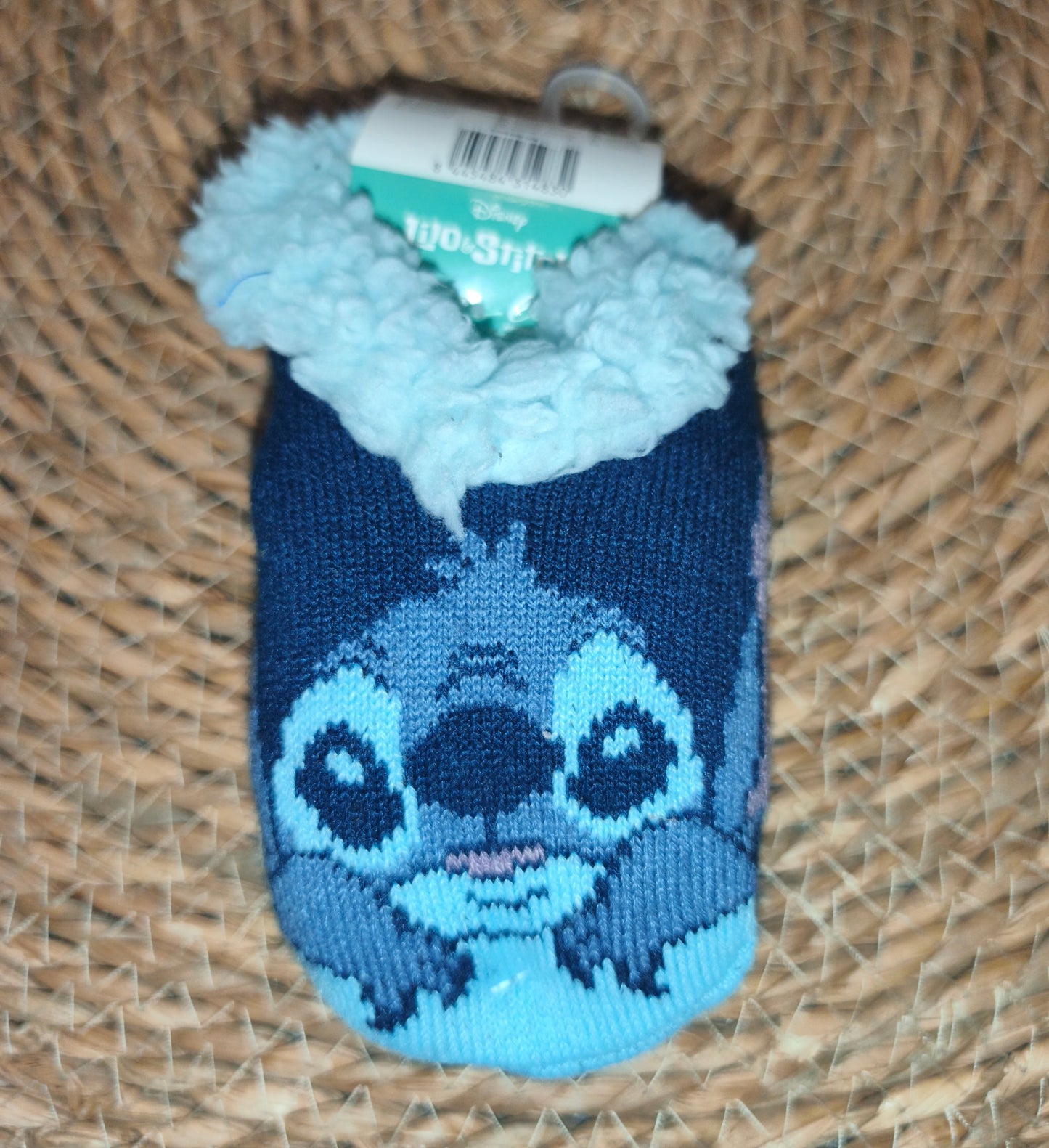 Calcetines infantiles Disney Stitch calentitos | Antideslizantes con borreguito
